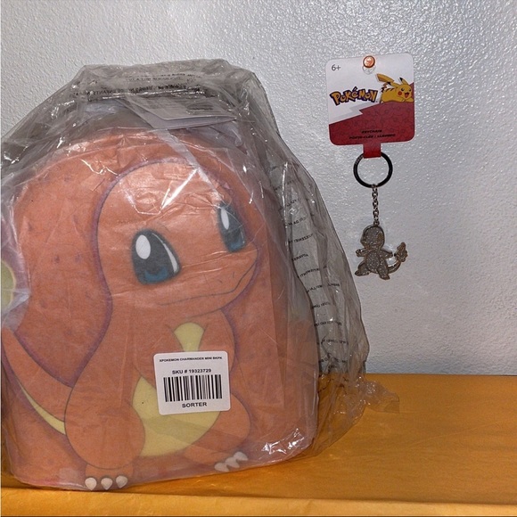 Exclusive Loungefly Pokemon Charmander Mini Backpack & Keychain - Picture 12 of 12
